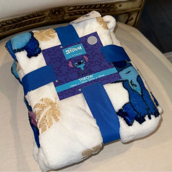 NWT Disney Stitch Soft Fleece Throw Blanket Cobalt Blue White & Metallic Gold - Picture 5 of 7